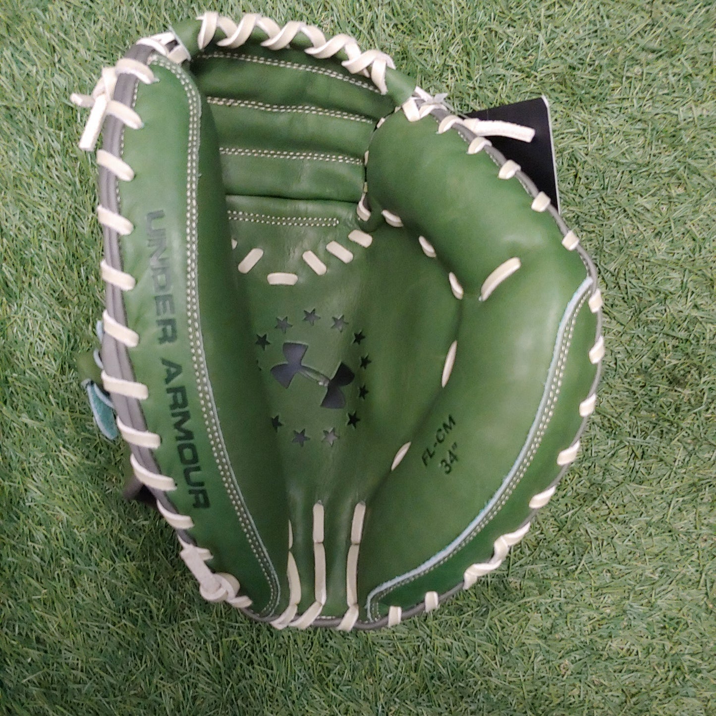 Under Armour Flawless Series FL-CM 34" Catcher's Mitt